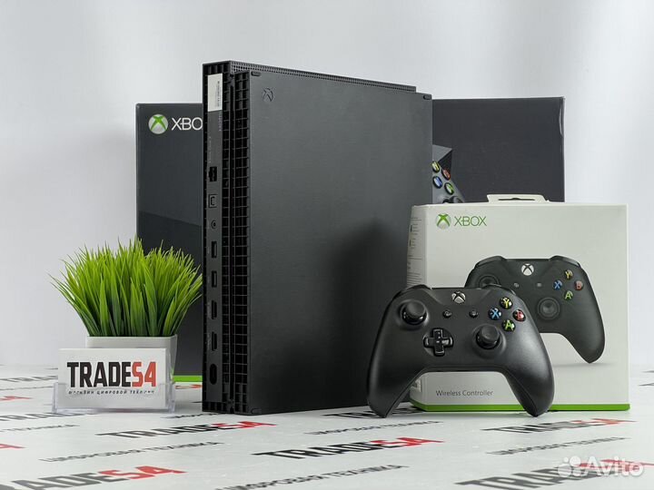 Xbox One X 2 Геймпада 500 Игр
