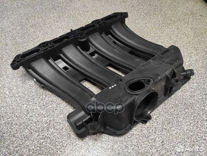 Коллектор впускной K4M 8200020647 renault