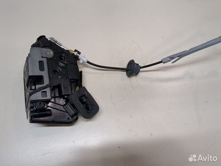 Замок двери Skoda SuperB 2015, 2017