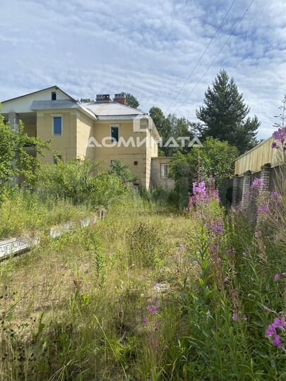 Дом 390 м² на участке 13 сот.