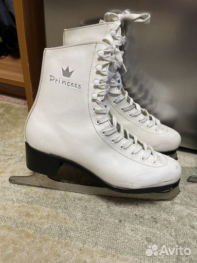 Коньки для фигурного катания