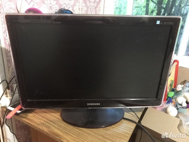 Монитор Samsung P2370HD 23