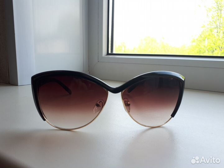 Очки солнцезащитные новые