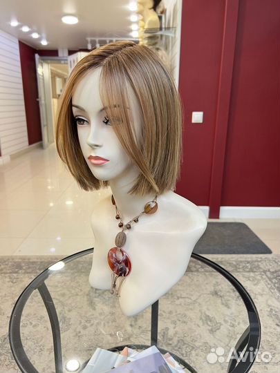 Искусственный парик из термоволокна Lia Mono Part