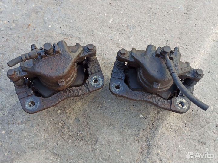 Супорт передний Land Rover Freelander 1