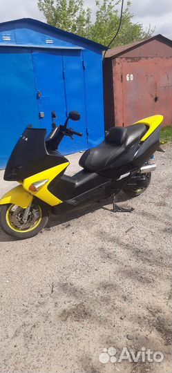 Продаю максискутер