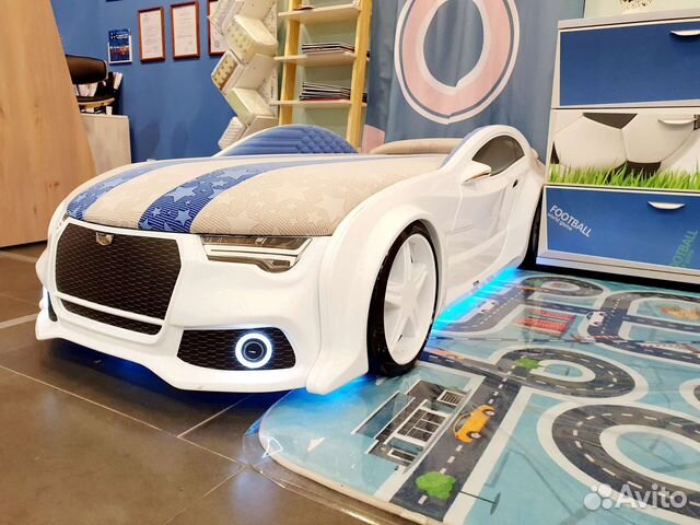 Кровать машина