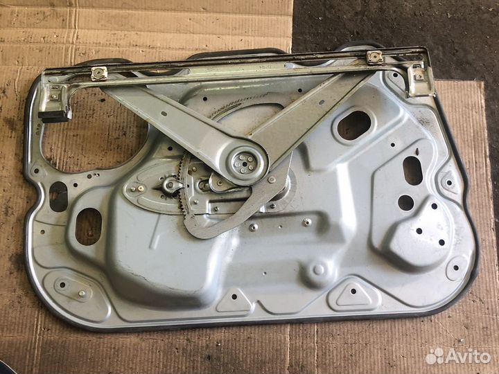 Ford focus 2 стеклоподъемник