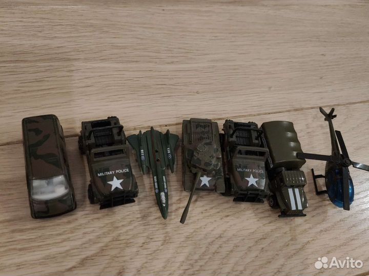 Игрушки для мальчика