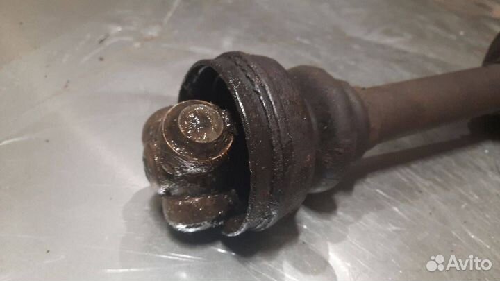 Полуось передняя левая Citroen Berlingo (M49) 2002