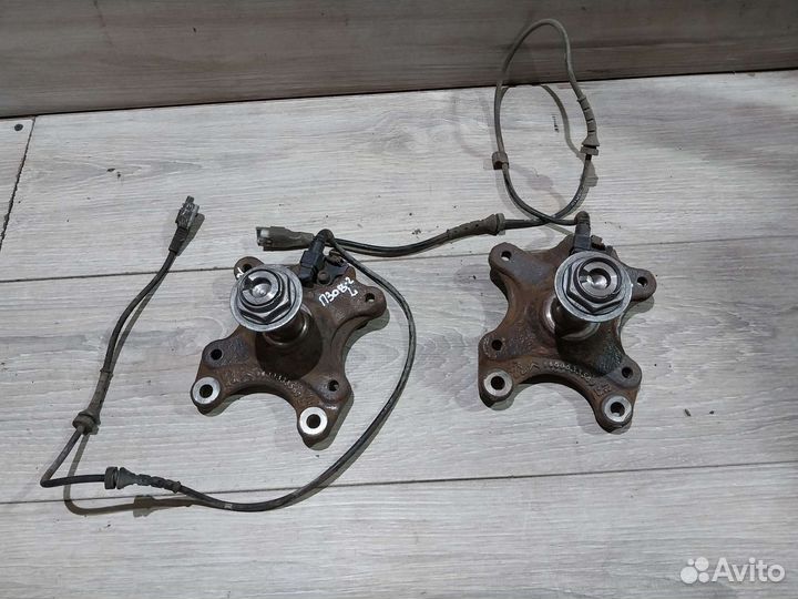 Цапфа задняя Peugeot 308