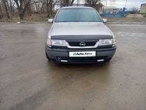 Opel Vectra 1.6 MT, 1993, 277 700 км, с пробегом, цена 300 000 руб.