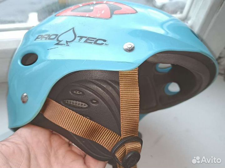 Шлем для вейкборда