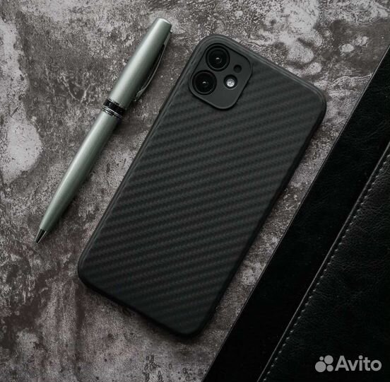 Чехол на iPhone 11