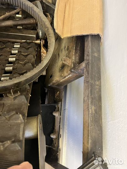 Двигатель и запчасти для самодельного снегохода