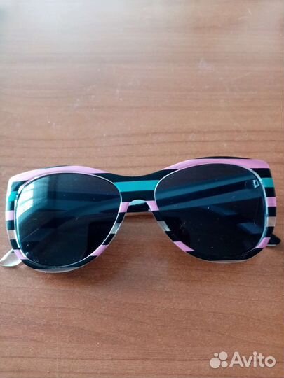 Солнцезащитные очки женские