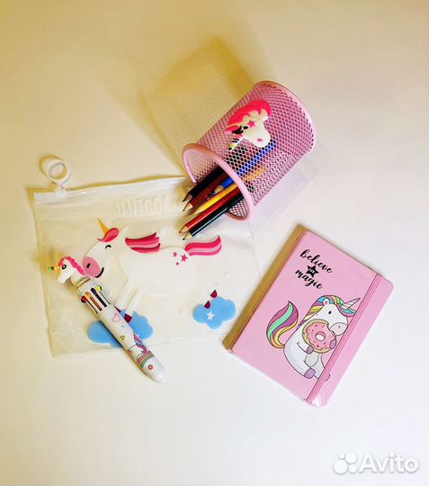 Подарочный набор для девочки с единорогами в пакет