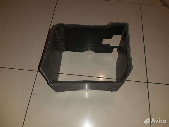 Короб аккумулятора Субару