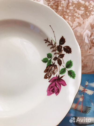 Глубокие суповые тарелки