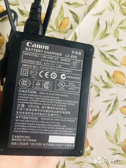 Зарядное устройство для canon LP-E6