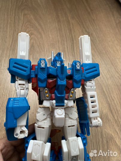 Робот- трансформер Ultra Magnus