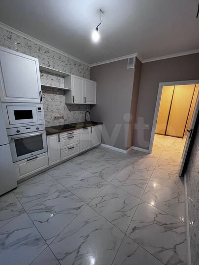 2-к. квартира, 62 м², 5/17 эт.