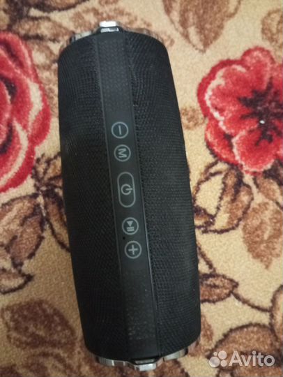 Музыкальная колонка с блютузом