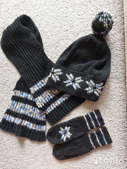 Головные уборы, осень, зима, шапки, варежки, шарфы