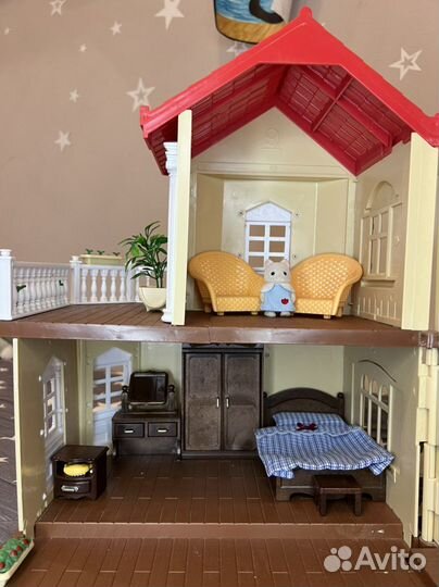 Домик кукольный
