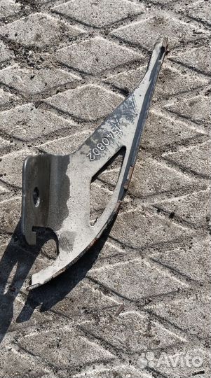 Кронштейн шланга сцепления \Scania