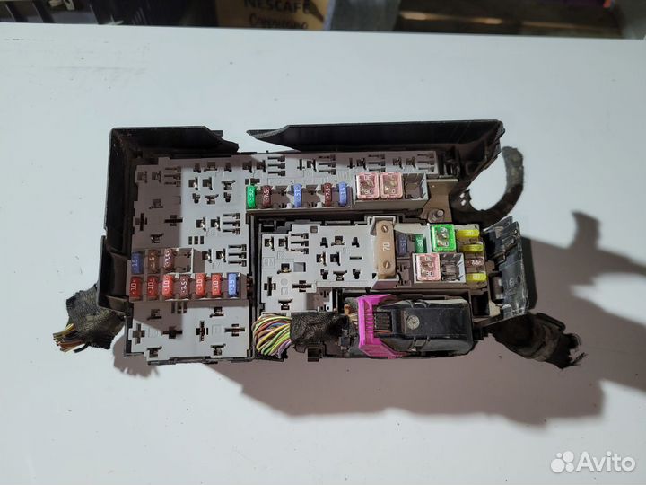 Блок предохранителей, монтажный блок Opel Corsa D