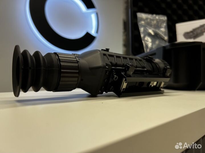 Тепловизионные прицелы Guide