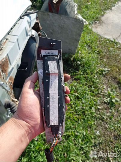 Блок управления стеклоподъемниками mercedes w220