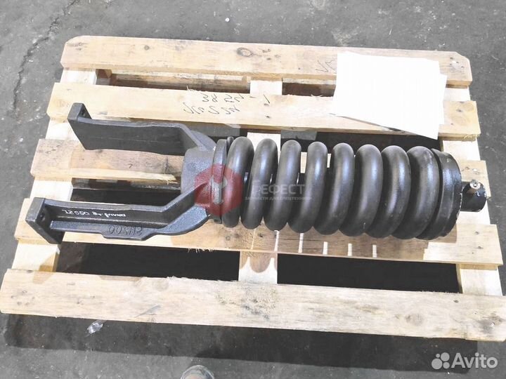 Натяжитель Hyundai R480LC-9MH 81NB-15011BG