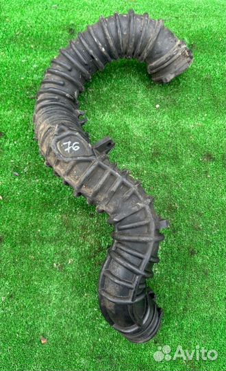 Патрубок воздушного фильтра Opel Vivaro 2006