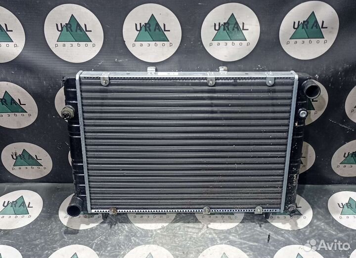 Радиатор двигателя Змз 402 406 Газ Волга