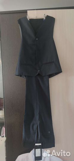 Костюм школьный
