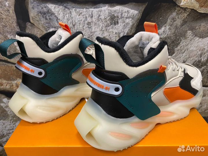 Утепленные демисезонные кроссовки wanngo 39-44