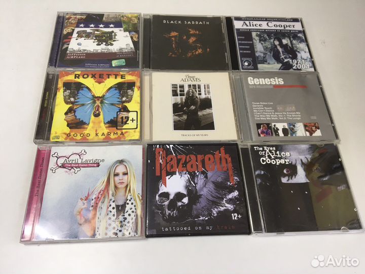 CD диски с музыкой много