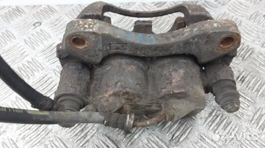 Суппорт тормозной передний левый renault master 2