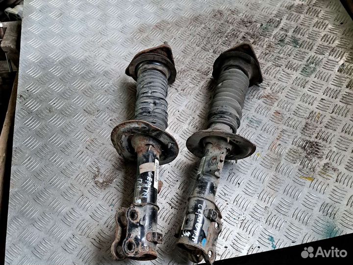 Стойка передняя правая Киа Церато 3 YD