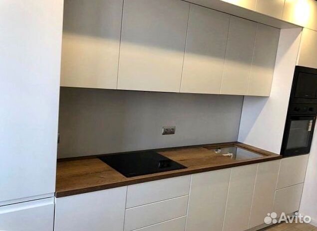 Кухня до потолка