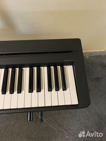 Цифровое пианино yamaha p45 + стойка