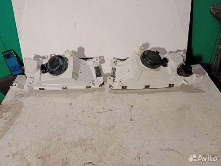 Фара правая и левая Skoda Octavia A4 Оригинал