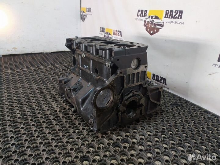 Блок цилиндров двигателя D4CB 2.5 сrdi дизель