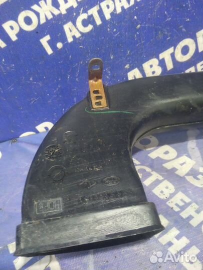 Воздуховод Ford F350 пикап 2005