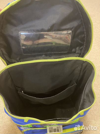 Рюкзак школьный