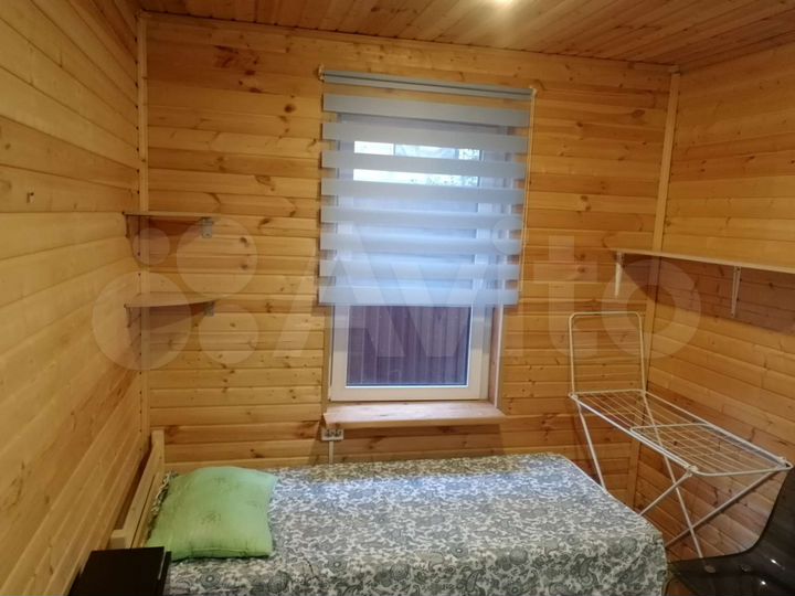 Комната 9 м² в 4-к., 2/2 эт.