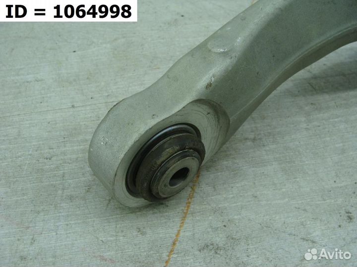 Рычаг задней подвески левый Mercedes C-kl