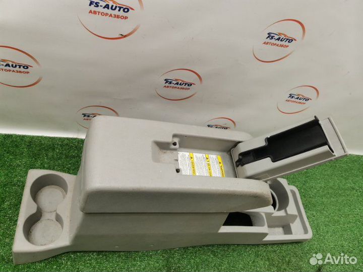 Подлокотник Dodge Caliber 1.8 EBA 2007